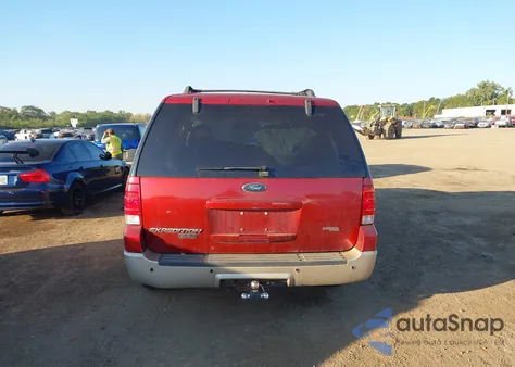 2005 Ford Expedition Eddie Bauer/King Ranch from USA, damaged, VIN 1FMFU18545LA85155
